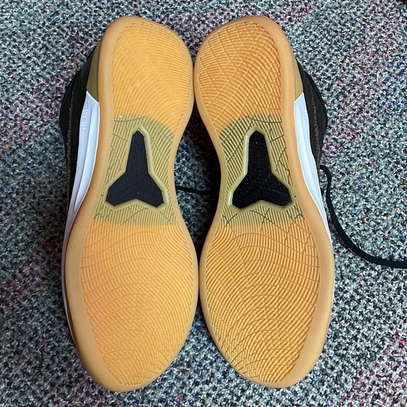 Kobe - Picture 7 of 7